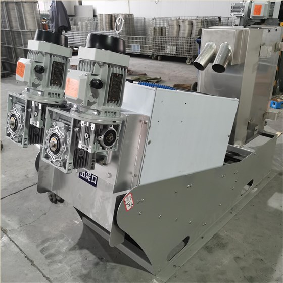 132型疊螺機 132型疊螺機