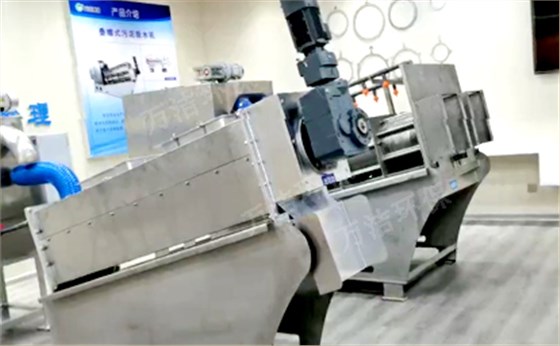 2020新款疊螺機(jī)2 2020新款疊螺機(jī)2